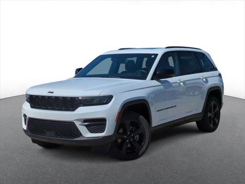 2022 Jeep Grand Cherokee Altitude