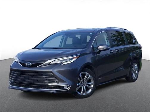 2021 Toyota Sienna Platinum 7 Passenger