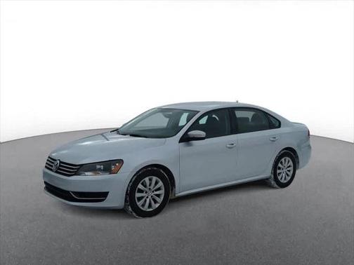 2014 Volkswagen Passat 2.5L Wolfsburg Edition
