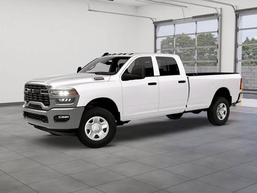 2026 RAM 2500 Tradesman Crew Cab 4x4 8' Box
