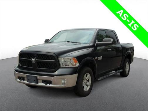 2018 RAM 1500 SLT