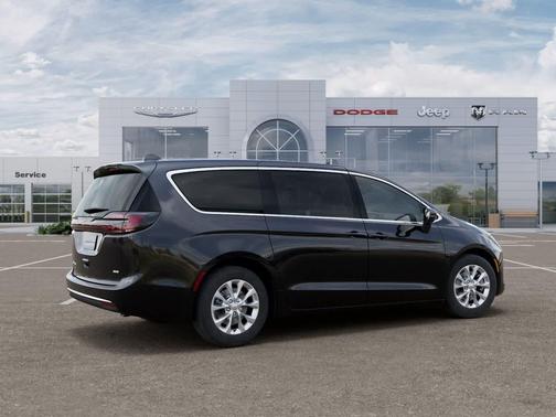 Diamond Black Crystal Pearlcoat 2027 Chrysler Pacifica L