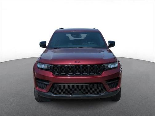 2022 Jeep Grand Cherokee Altitude