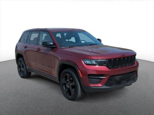 2022 Jeep Grand Cherokee Altitude