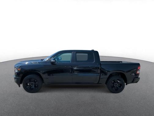 Diamond Black Crystal Pearlcoat 2019 RAM 1500 Big Horn