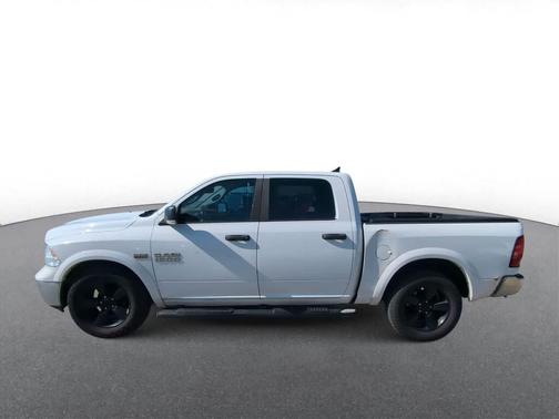 Bright White Clearcoat 2015 RAM 1500 Outdoorsman