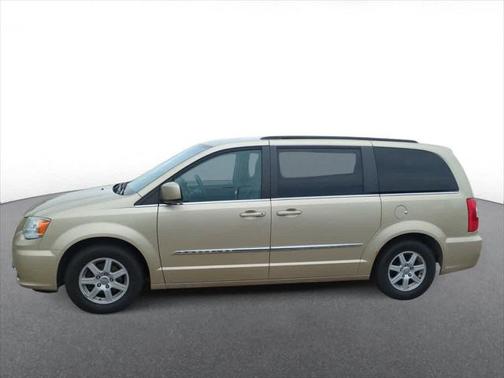 2011 Chrysler Town & Country Touring