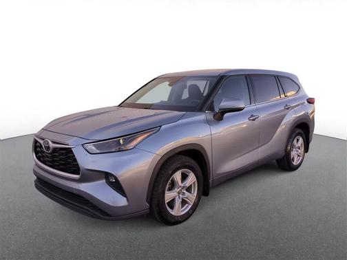 2022 Toyota Highlander LE