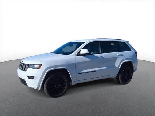 2022 Jeep Grand Cherokee Laredo