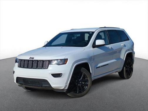 2022 Jeep Grand Cherokee Laredo