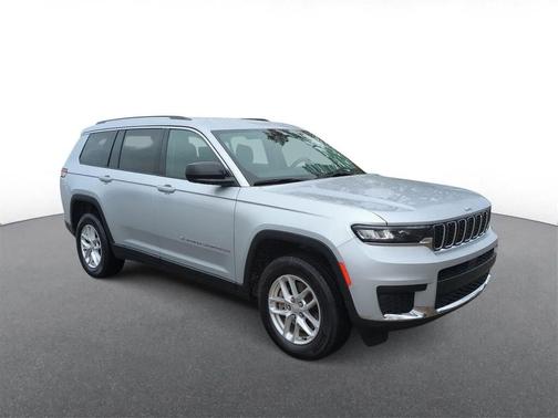 2022 Jeep Grand Cherokee L Laredo