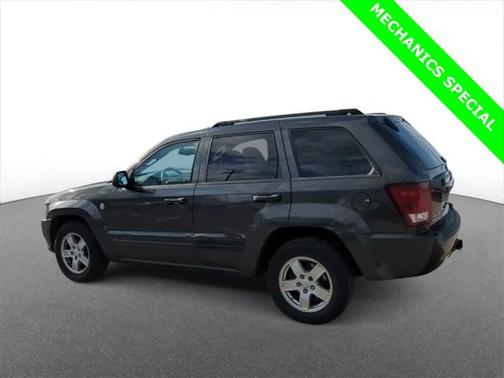 2006 Jeep Grand Cherokee Laredo