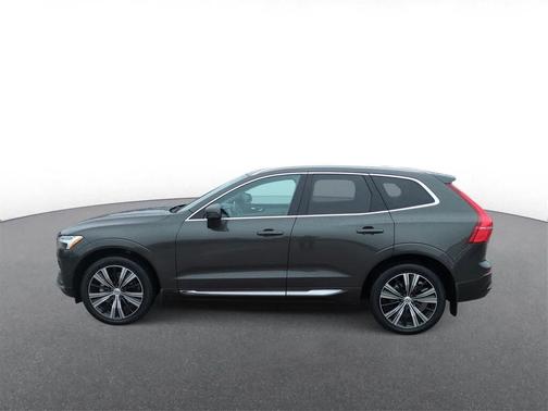 2022 Volvo XC60 B5 Inscription