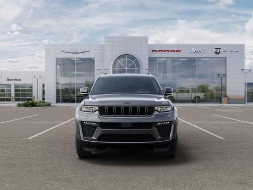 Baltic Gray Metallic Clearcoat 2026 Jeep Grand Cherokee Limited