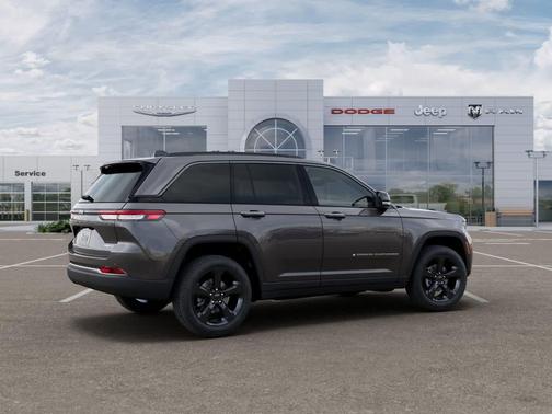 Baltic Gray Metallic Clearcoat 2026 Jeep Grand Cherokee Limited