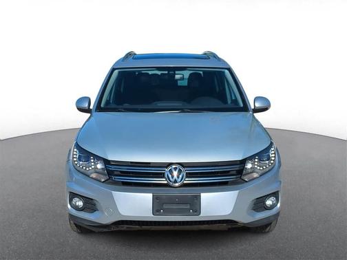 2016 Volkswagen Tiguan SE