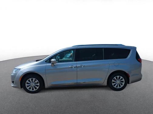 2018 Chrysler Pacifica Touring-L Plus