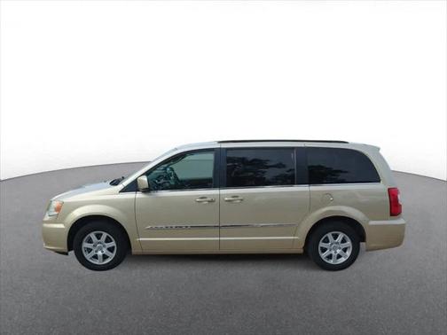 2011 Chrysler Town & Country Touring