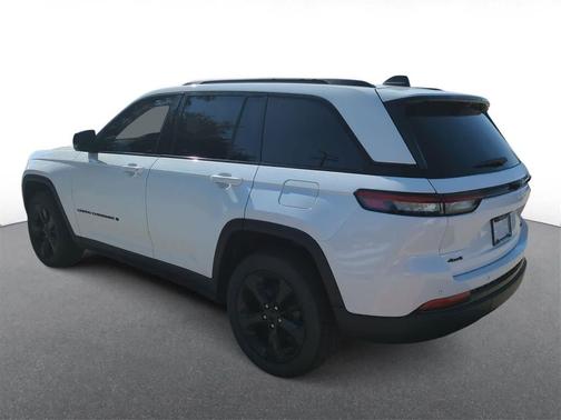 2023 Jeep Grand Cherokee Limited X