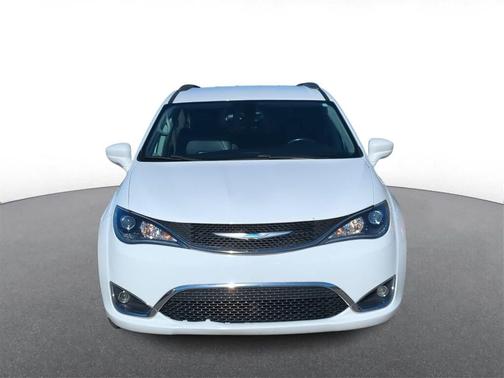 2018 Chrysler Pacifica Touring-L Plus