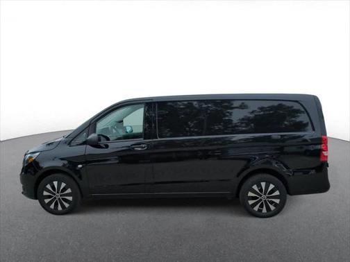 2023 Mercedes-Benz Metris Base