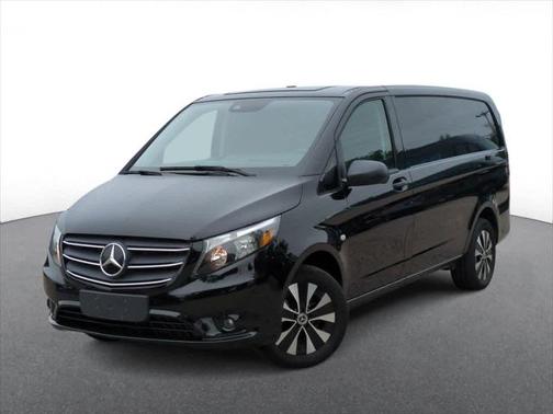 2023 Mercedes-Benz Metris Base