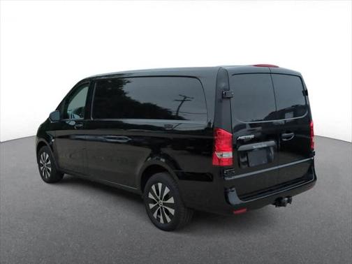 2023 Mercedes-Benz Metris Base