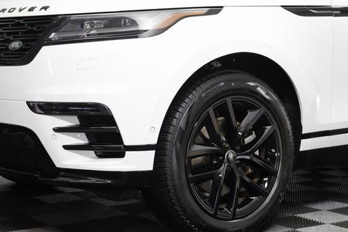 2025 Land Rover Range Rover Velar P250 SE R-Dynamic