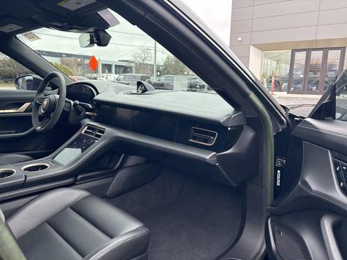 2023 Porsche Taycan GTS