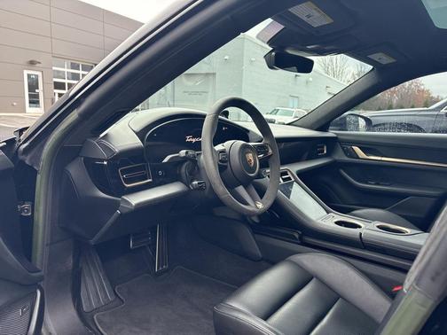 2023 Porsche Taycan GTS