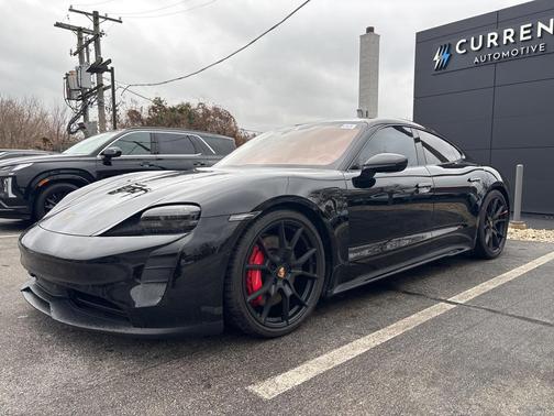 2023 Porsche Taycan GTS