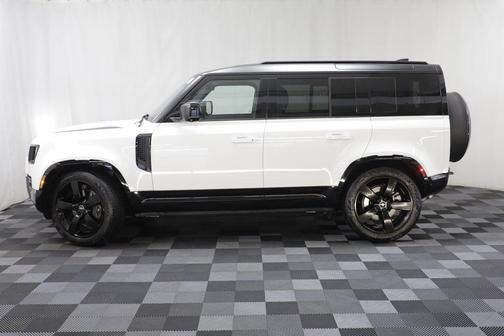 Fuji White 2025 Land Rover Defender 110 P400 X-Dynamic SE