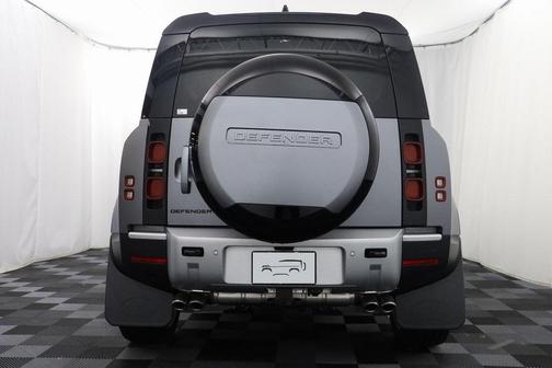 2024 Land Rover Defender 110 P500 SE