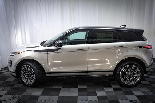2025 Land Rover Range Rover Evoque Dynamic SE