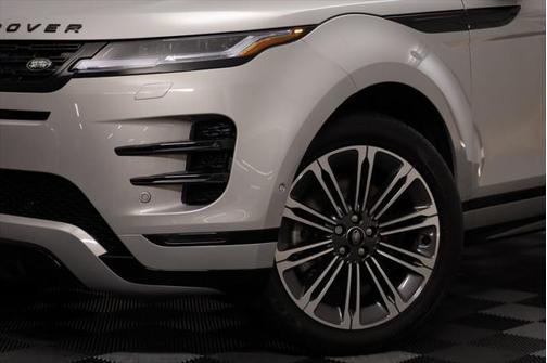 2025 Land Rover Range Rover Evoque Dynamic SE