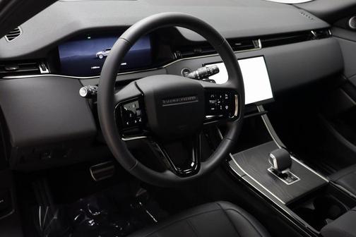 2025 Land Rover Range Rover Evoque Dynamic SE