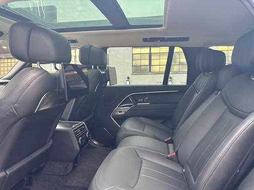 2023 Land Rover Range Rover First Edition