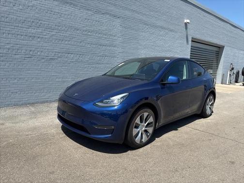 2022 Tesla Model Y Long Range Dual Motor All-Wheel Drive