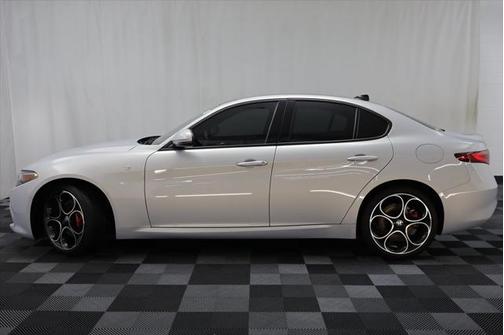 2022 Alfa Romeo Giulia Ti