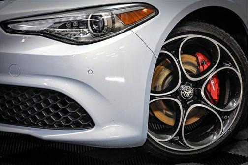 2022 Alfa Romeo Giulia Ti