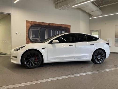 2022 Tesla Model 3 Performance