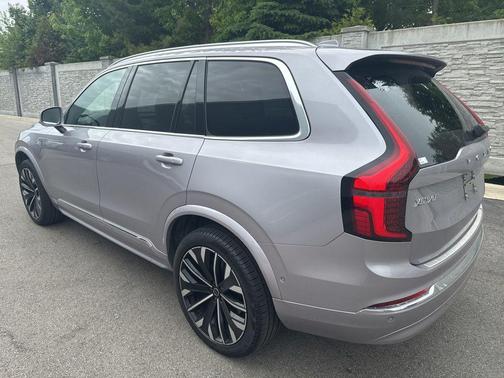 Gray 2026 Volvo XC90 Plus, B6 AWD Gas (mild hybrid), Gasoline, Bright, 7 Seats