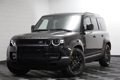 Santorini Black Metallic 2026 Land Rover Defender S