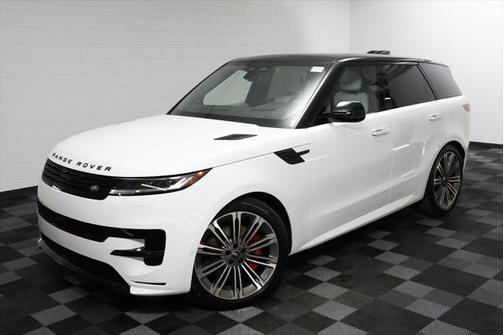 2025 Land Rover Range Rover Sport SE