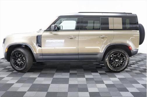 2025 Land Rover Defender 110 P300