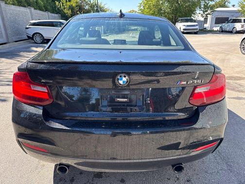 Black Sapphire Metallic 2016 BMW M2 Base