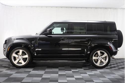2025 Land Rover Defender 110 P500 X-Dynamic SE