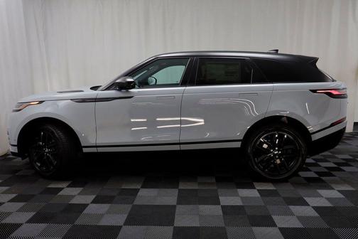 2026 Land Rover Range Rover Velar P250 SE R-Dynamic