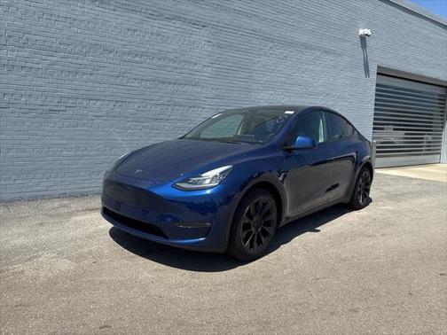 2022 Tesla Model Y Long Range Dual Motor All-Wheel Drive