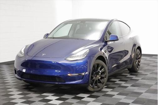 2022 Tesla Model Y Long Range Dual Motor All-Wheel Drive